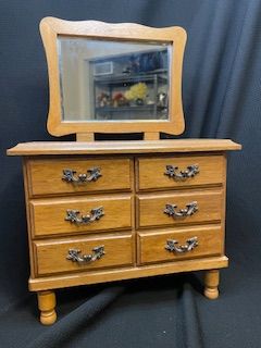 Norleans Jewelry Box