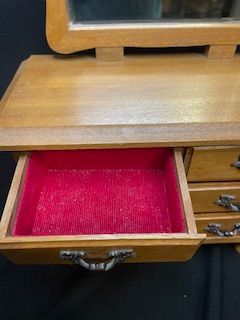 Norleans Jewelry Box