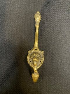 Brass Lion Hook