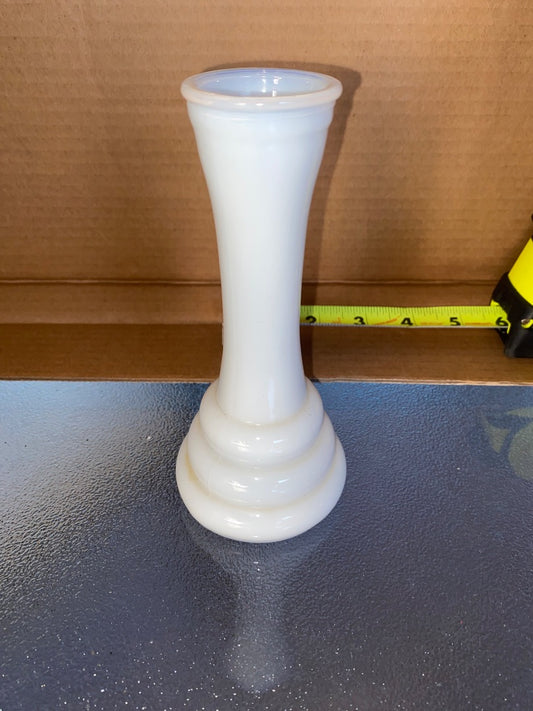 white Randall Randall Art Deco shorty, 6”