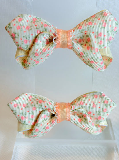 Tiny piggies set