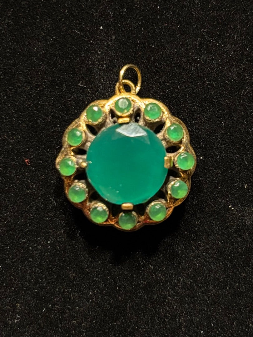Green  Round green onyx pendant