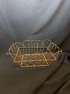 Sq. Wire Basket