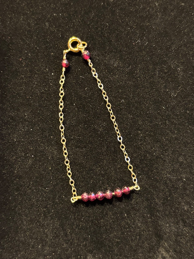 Red  Garnet beaded bracelet, 7”