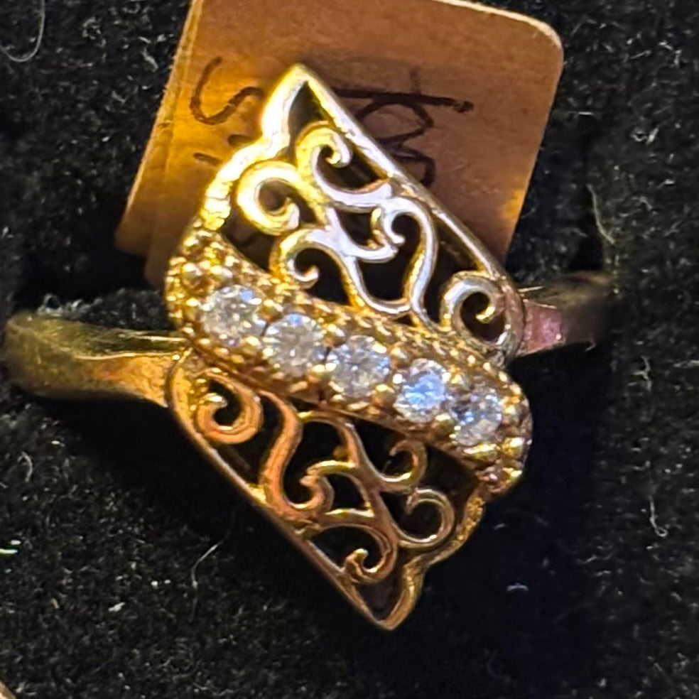 White  Topaz flame ring, 9