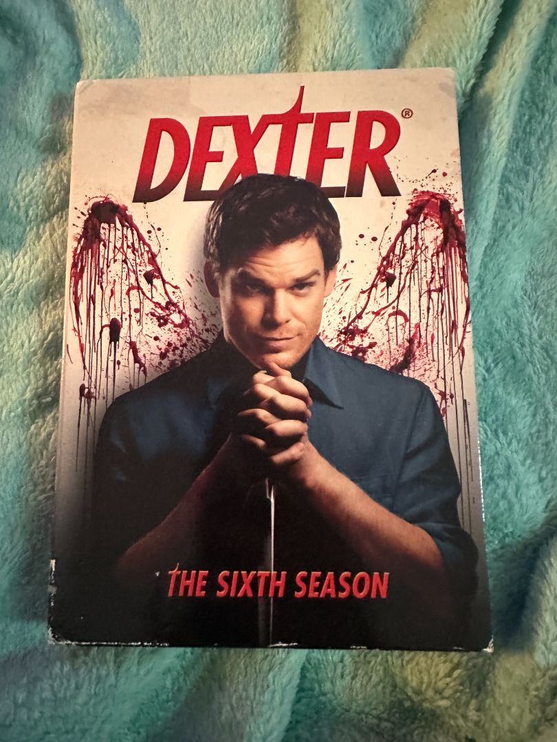 Dexter Season 6 - DVD Set, 9 x 5 x 1