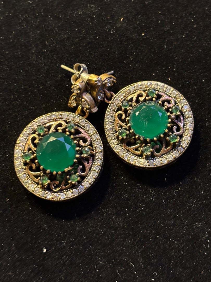 Green  Green onyx flower earrings