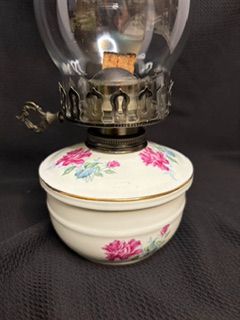 Vtg Kerosene Lamp