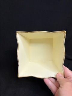 Tulip Metal Pot