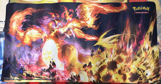 UltraPremium - Charizard Playmat, 16 x 8 x 1