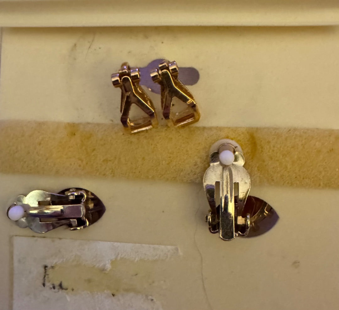 Monet2-two pairs clip earrings original card