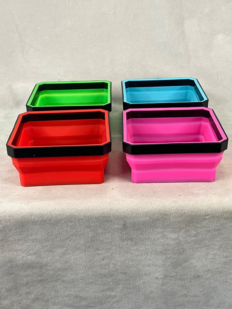 4 collapsible Magmetic containers red, green, blue, pink
