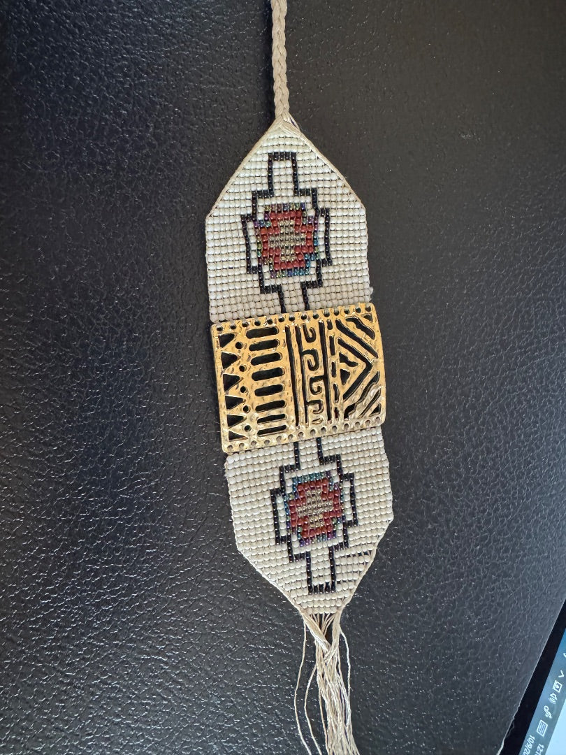 Beaded with gold accent bracelet