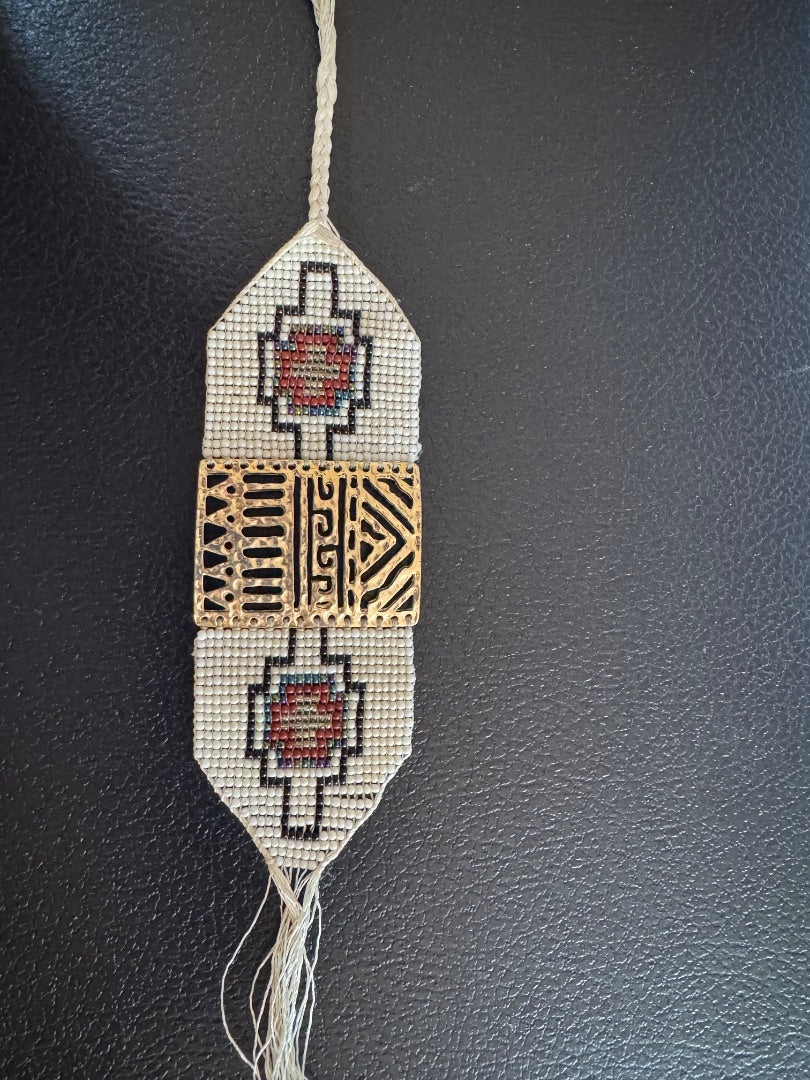 Beaded with gold accent bracelet