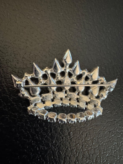 B David Crown brooch