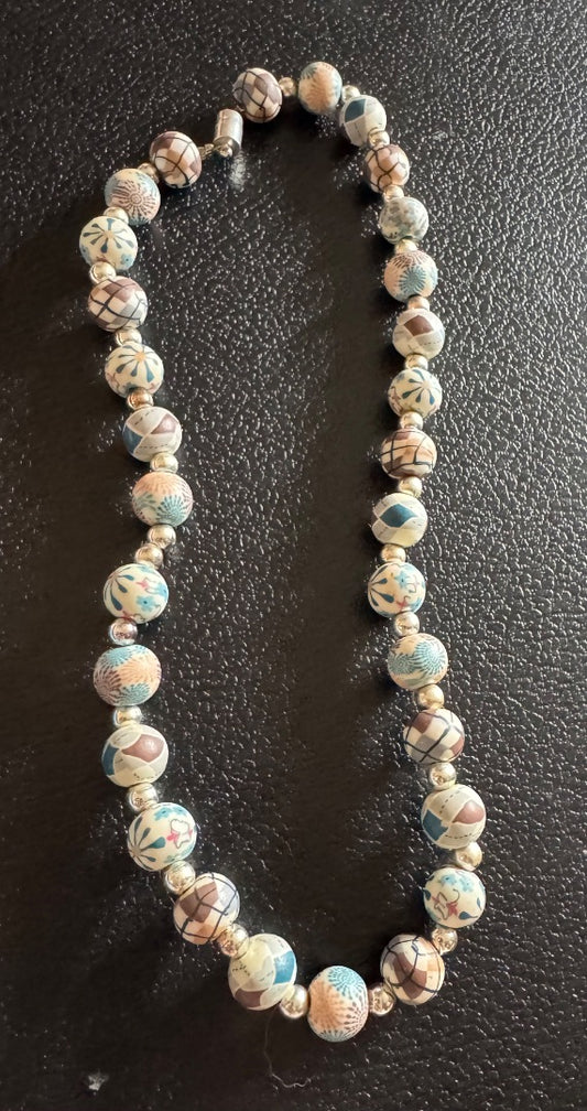 Bluebrownwhite bead necklace