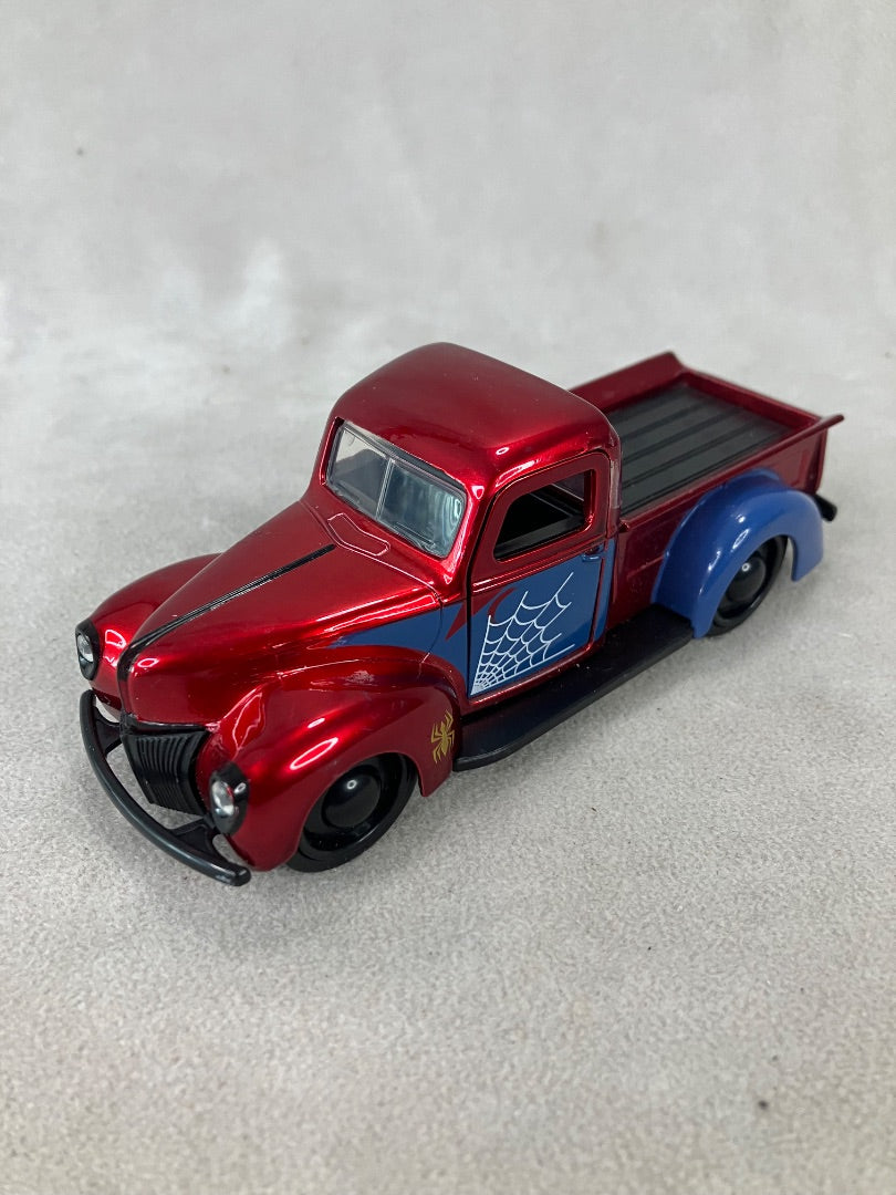 Marvel Spider Man Vintage Chevy Truck 1/64 Scale