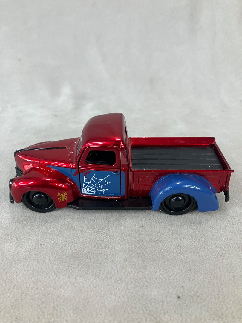 Marvel Spider Man Vintage Chevy Truck 1/64 Scale