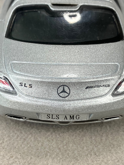 Jaguar Car 1/64 Scale