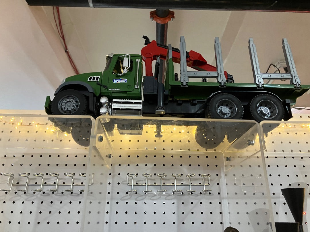 Green Mack Large Truck, 18