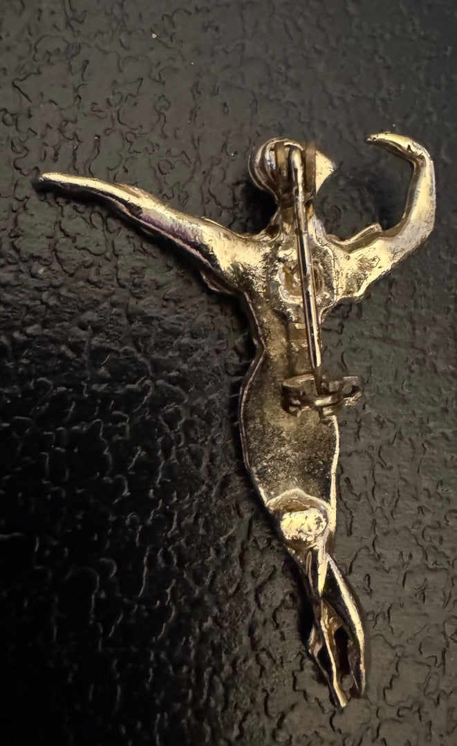 Goldtone Male Ballet Dancer brooch