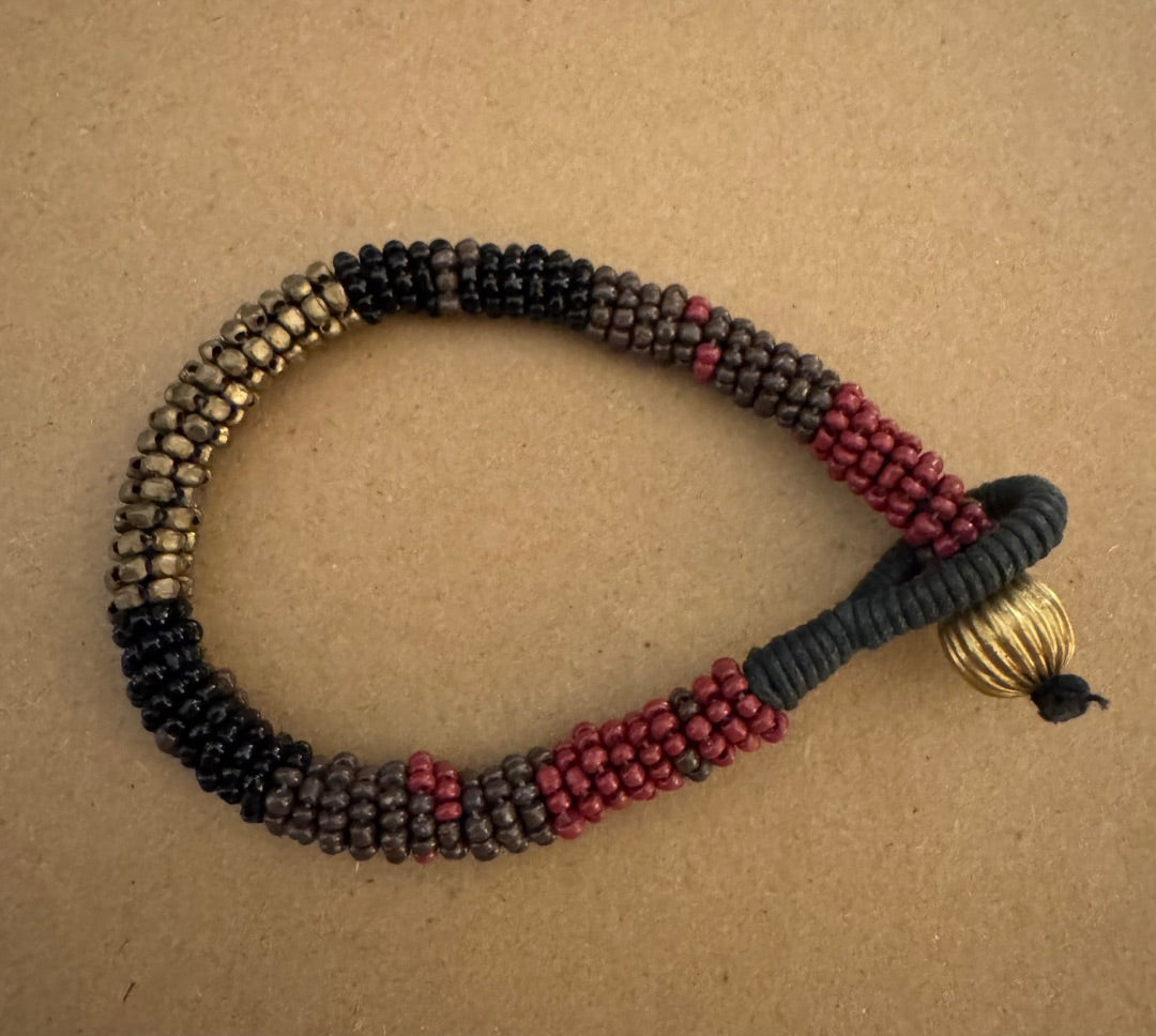 BlackRedGoldseedbead bracelet Jewelry