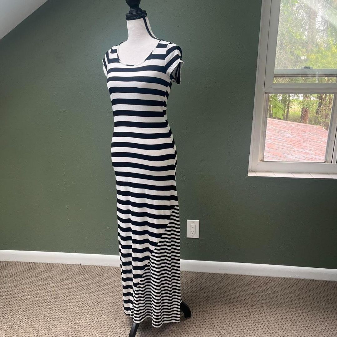 Black/White Stripe Maxi Dress, M