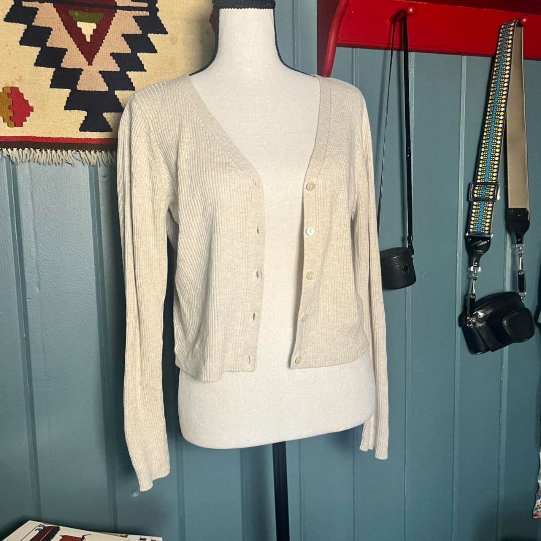 Old Navy Cream Cardigan, M