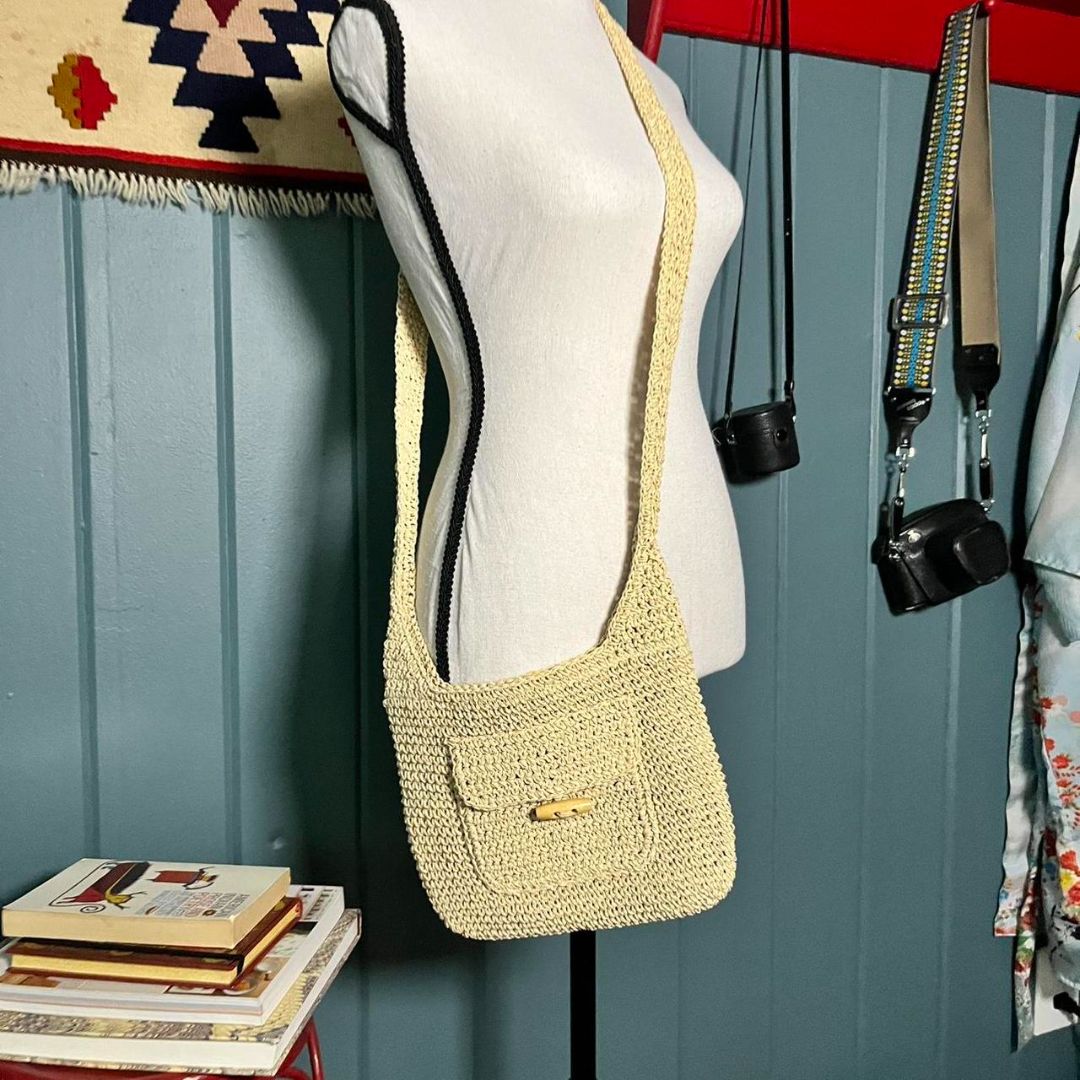 Faded Glory Woven Shoulder Bag