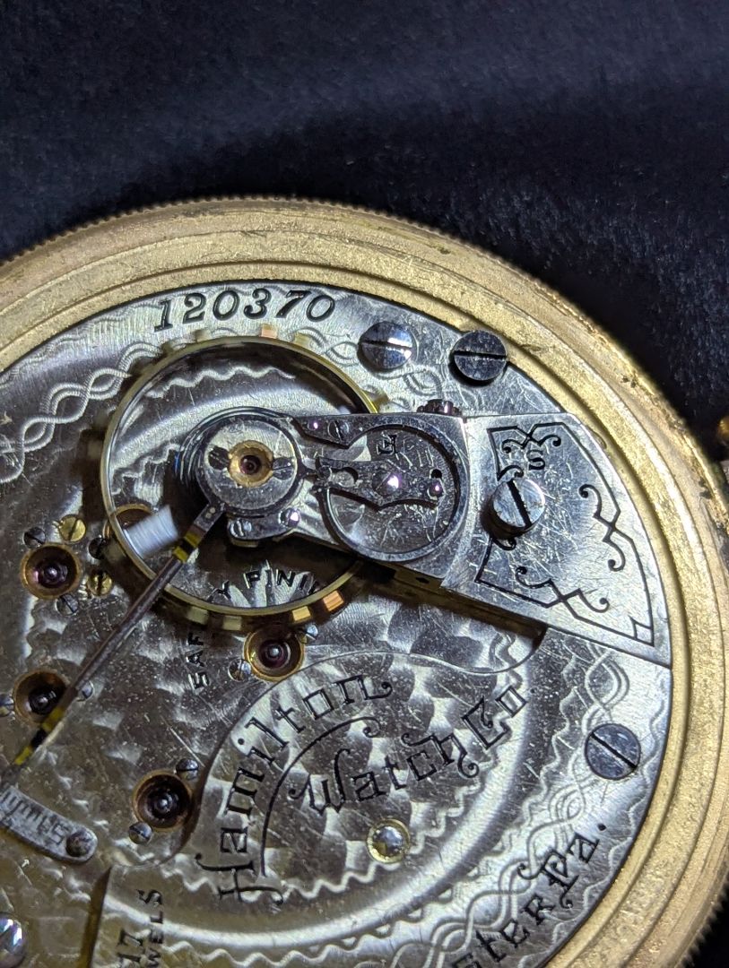 Hamilton 924 - 17 Jewels - Size 18s - Train case - Serviced