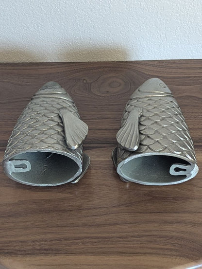 Aluminum Carp wall hangers