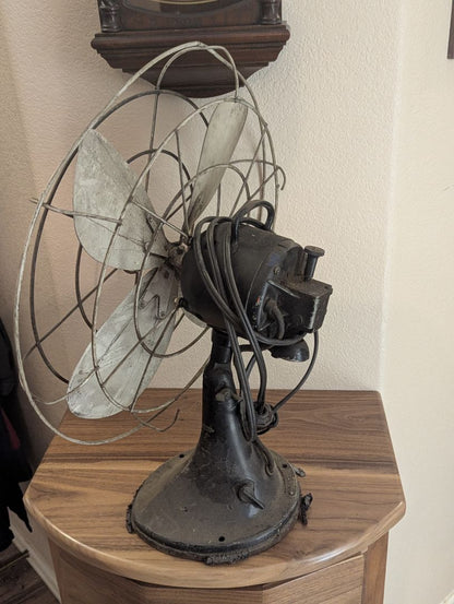 1940's Four bladed fan - Works