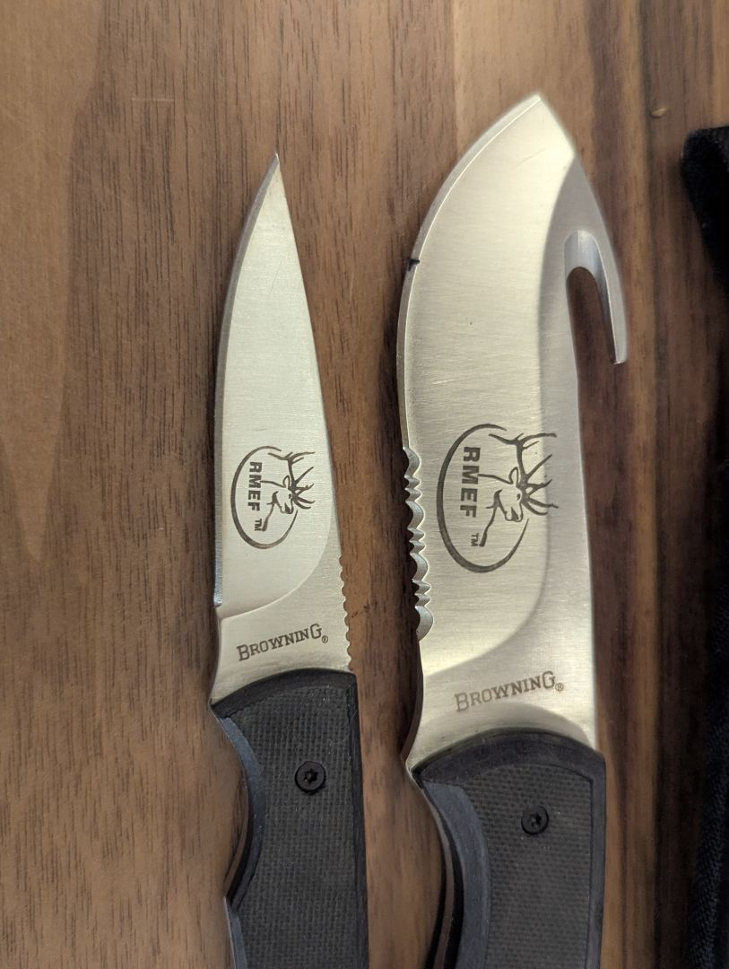 RMEF Browing knives and sheath