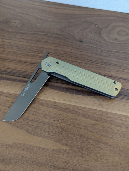 Gerber 3.25" lock blade pocketknife - green