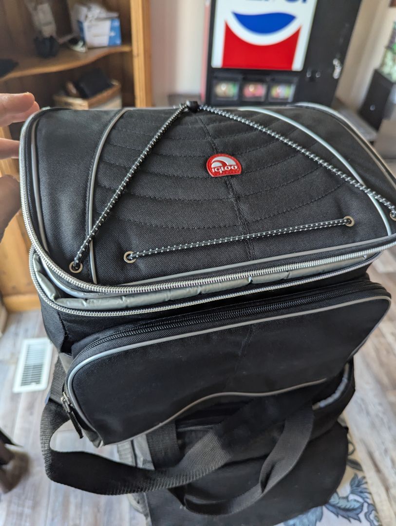 Igloo Soft sided cooler