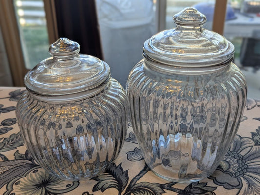 Sealing glass jars