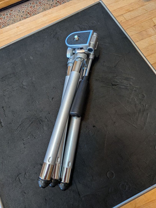 Telescoping tri-pod
