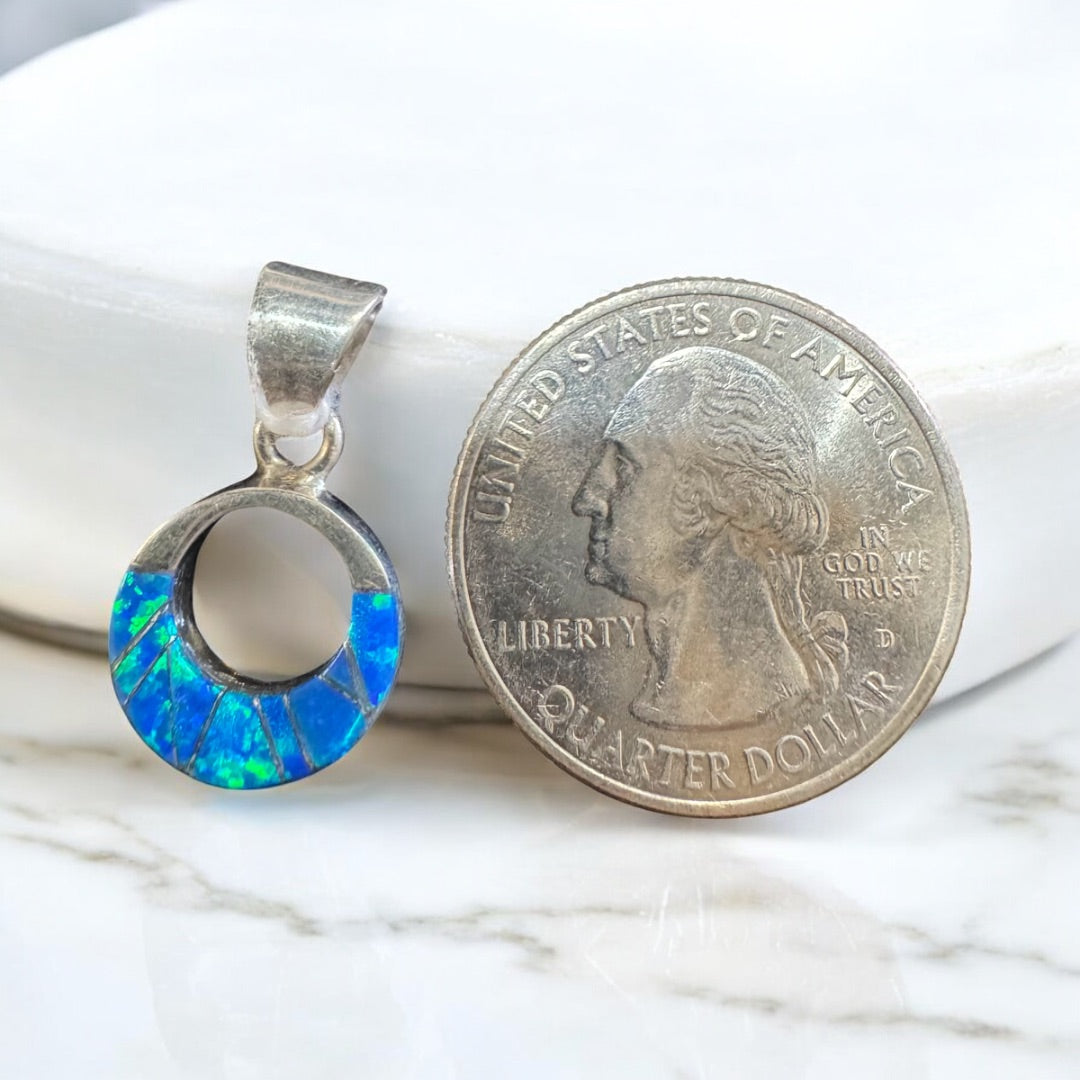 Reversible inlay pendant