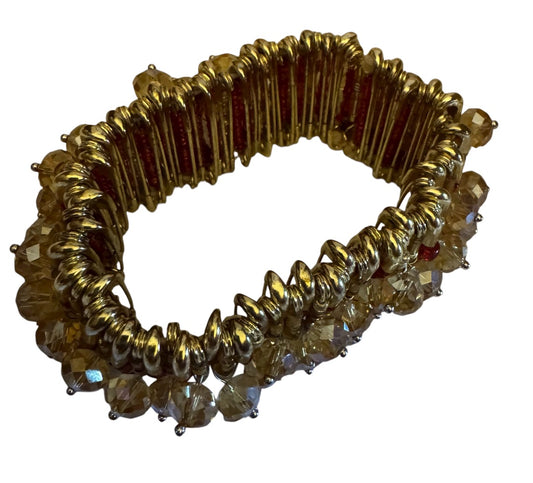 Red gold safety pin bracelet