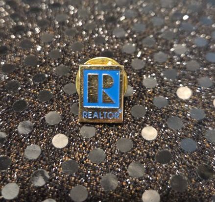 National Association of Realtors Lapel pin