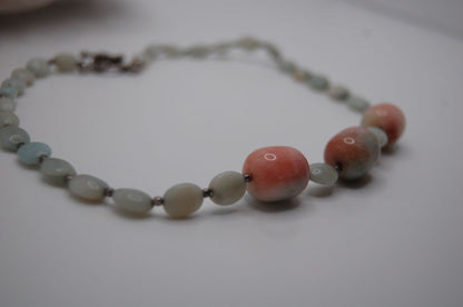 Necklace - Serpentine Beaded Necklace with 3 chunky peach and green accent stones