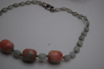 Necklace - Serpentine Beaded Necklace with 3 chunky peach and green accent stones