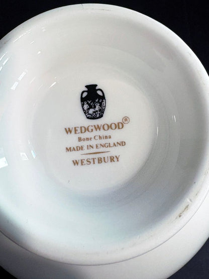 Wedgewood Vintage Wedgewood Bone China Westbury Pattern Dinnerware Set