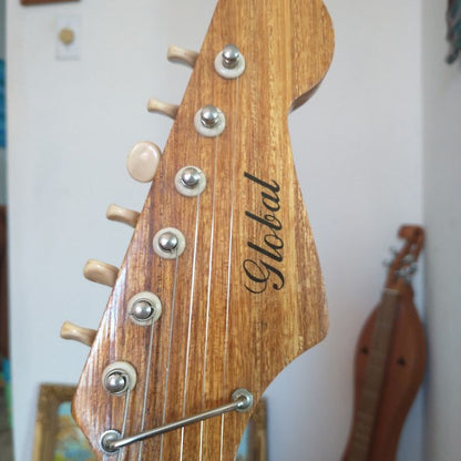 Vintage Electric Guitar Global