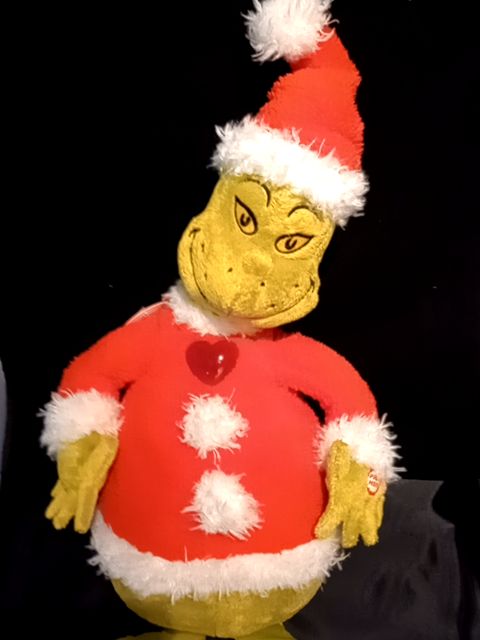 Hallmark Grinch w/heart