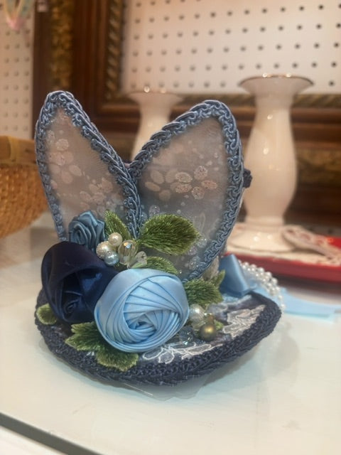 MysticalCreationsByMaira Blue bunny tophat
