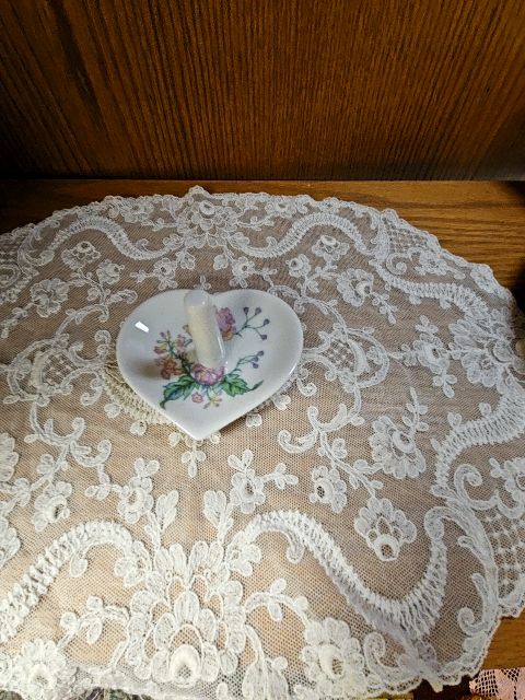 Heart Ring holder LR