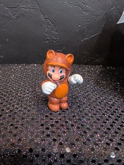 Tanooki Mario "missing tail'