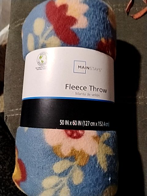 Main Stay Fleece Throw Blanket, 50 in X 60 in