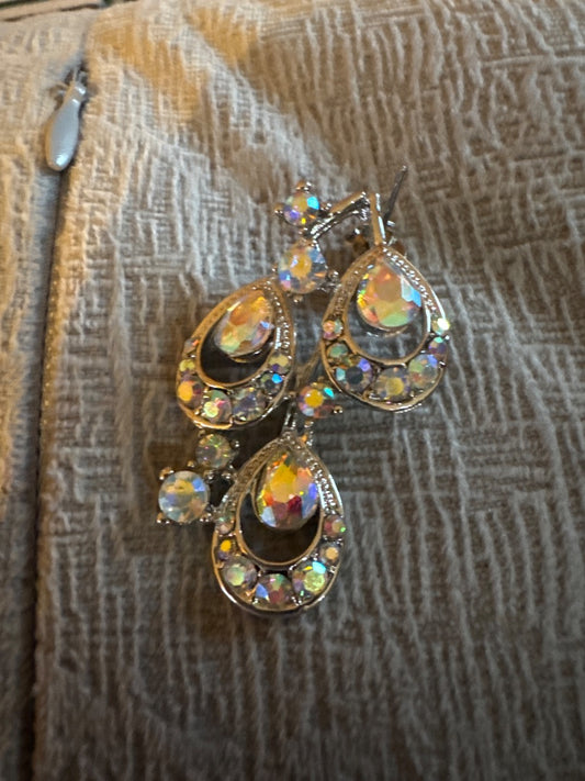 Multi Unknown Ornate rhinestone set, Large